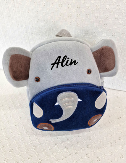 Ghiozdan personalizat baietel Elefant