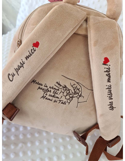 Ghiozdan personalizat baietel Iepur Bej