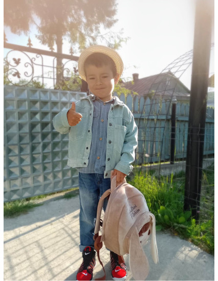 Ghiozdan personalizat baietel Iepur Bej