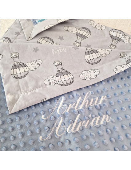 Paturica personalizata cu 2 fete din plus minky...